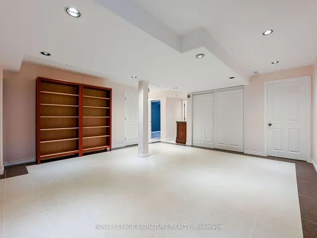 Additional image 35 of 3207 Munson Cres