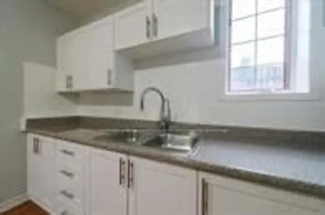 Additional image 7 of 283 Emerald St