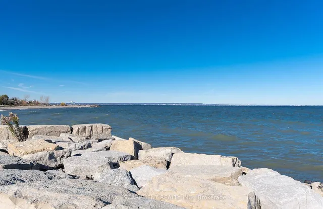 Additional image 38 of 528 Jones Rd