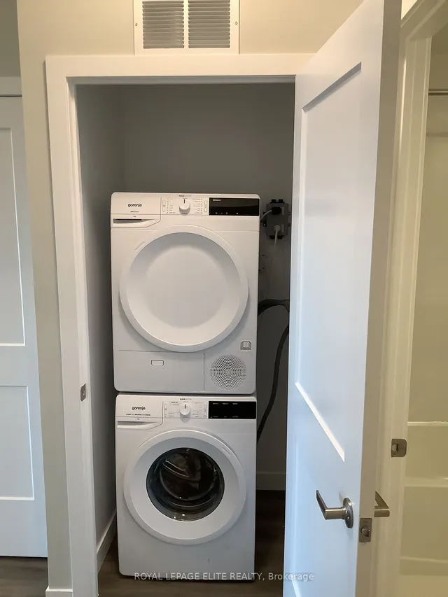 Additional image 3 of 15 QUEEN St Unit 1301