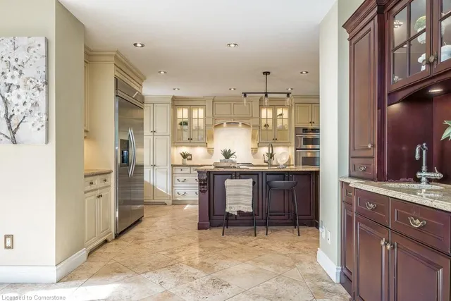 Additional image 18 of 30 South St