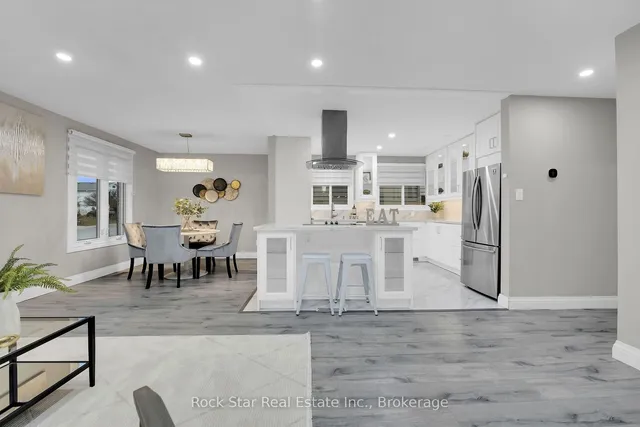 Additional image 17 of 75 Queen Victoria Dr