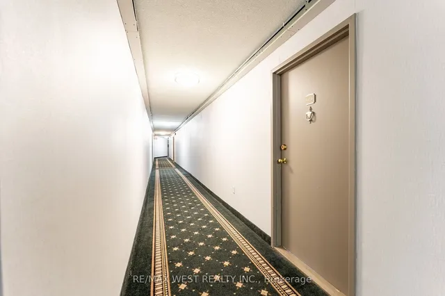 Additional image 11 of 475 The West Mall Unit 1404