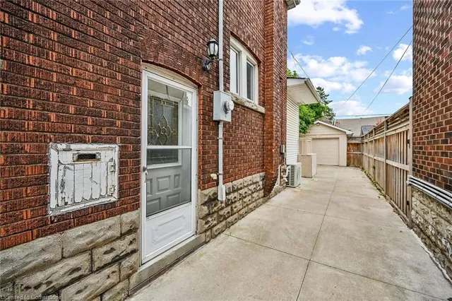 Additional image 48 of 222 Province St