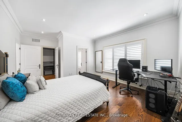 Additional image 28 of 176 Empress Ave