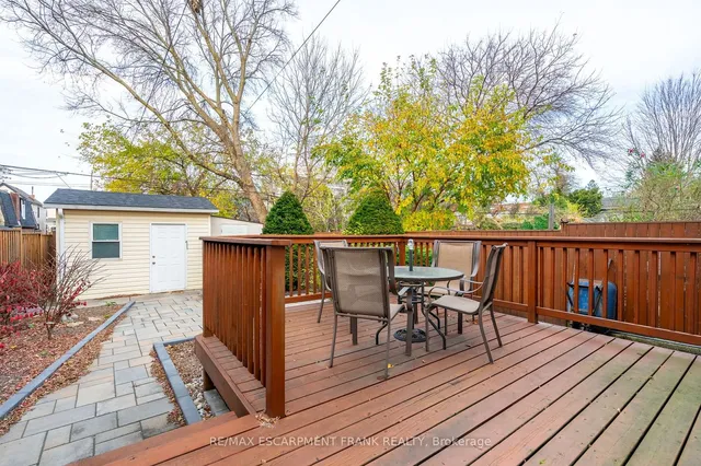 Additional image 31 of 202 CANADA St