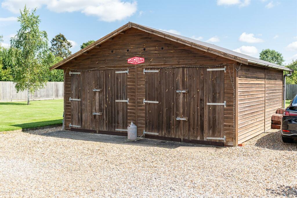 Additional image 22 of Orchard Road, Tewin