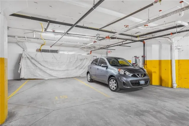 Additional image 22 of 80 King William St Unit 212