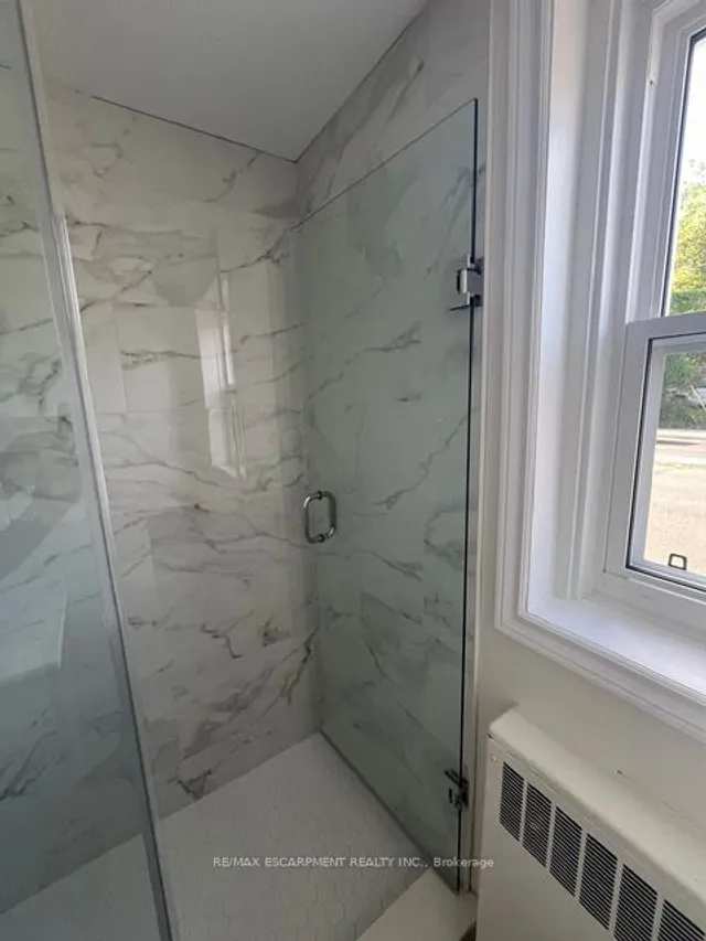 Additional image 17 of 1759 King St Unit 15