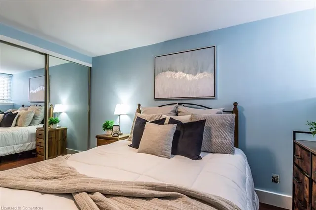 Additional image 21 of 50 Main St Unit 405