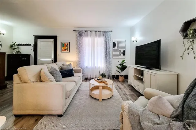 Additional image 8 of 67 Tragina Ave