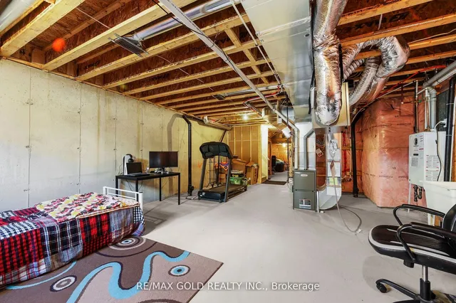 Additional image 35 of 1465 Watercress Way