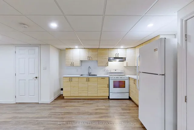 Additional image 22 of 4 Mcmaster Ave