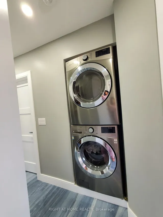 Additional image 35 of 53 Regent Rd