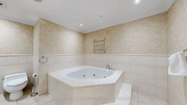 Additional image 22 of 100 Upper Madison Ave Unit PH2