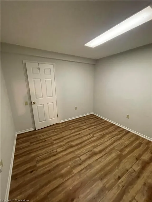 Additional image 25 of 214 Silverbirch Blvd