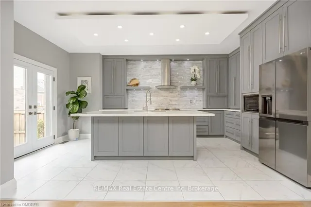 Additional image 11 of 567 SANDERSON Cres