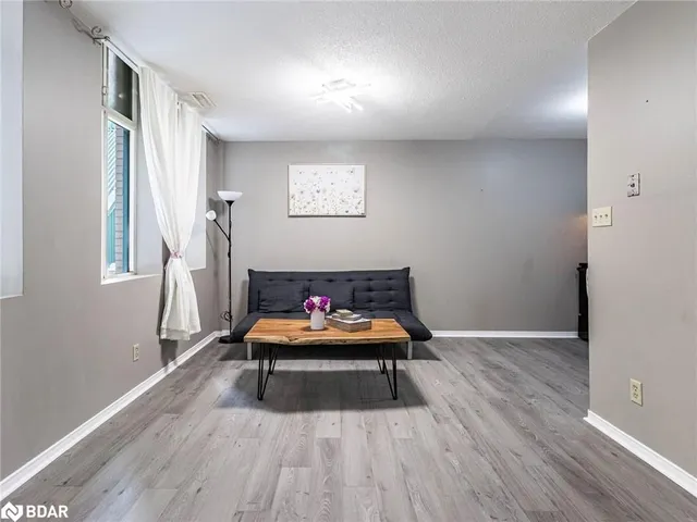 Additional image 6 of 36 James St Unit 303