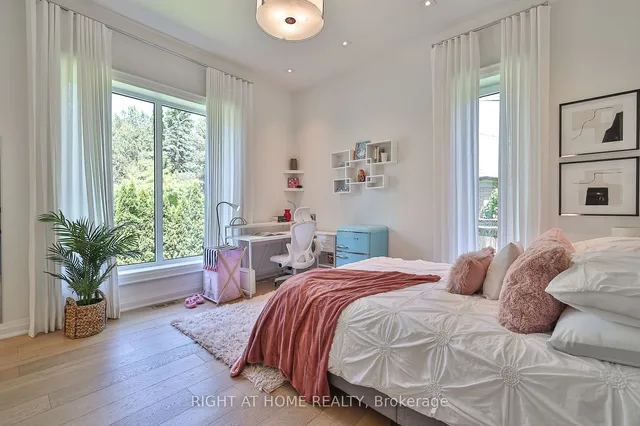 Additional image 20 of 179 Old Yonge St