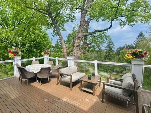 Additional image 24 of 4028 Millar Cres