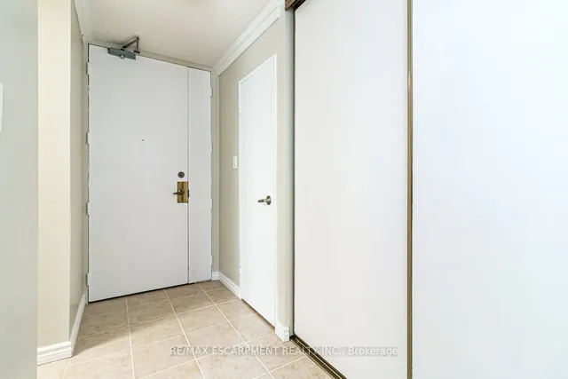 Additional image 6 of 222 Jackson St Unit 305