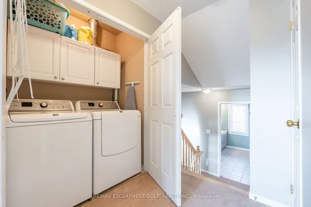 Additional image 17 of 800 PARAMOUNT Dr Unit 38