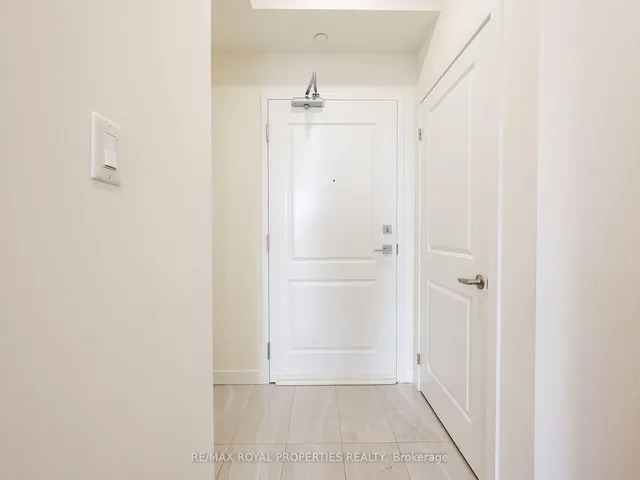 Additional image 8 of 101 Shoreview Pl Unit 339