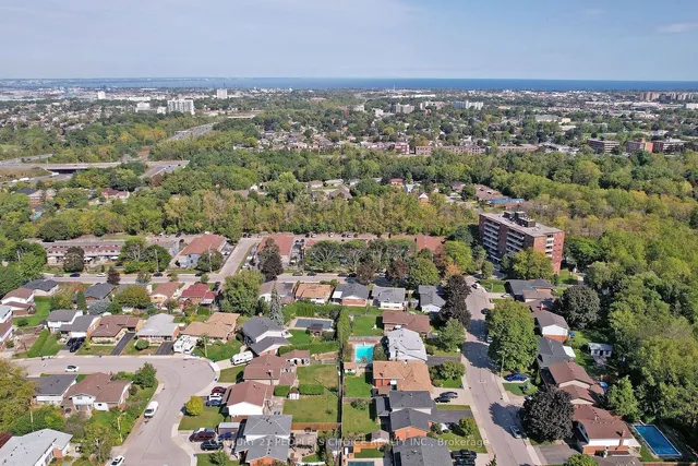 Additional image 39 of 207 Montmorency Dr