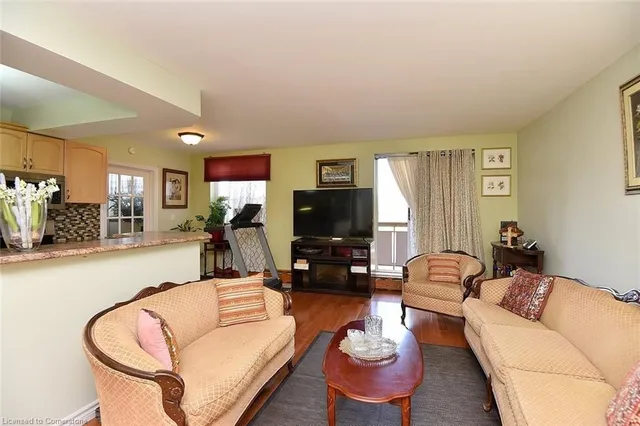 Additional image 9 of 851 Queenston Rd Unit 408