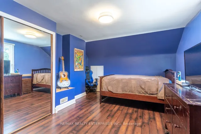 Additional image 12 of 11 Green Meadow Rd