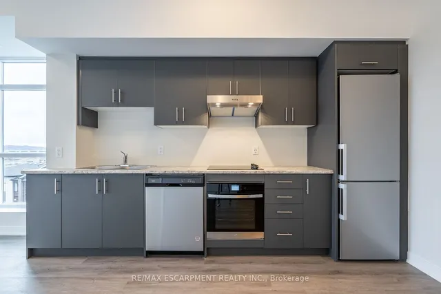 Additional image 8 of 600 North Service Rd Unit 508