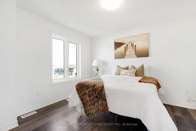 Additional image 26 of 61 Soho St Unit 102