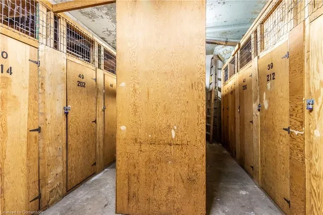 Additional image 39 of 50 Main St Unit 405