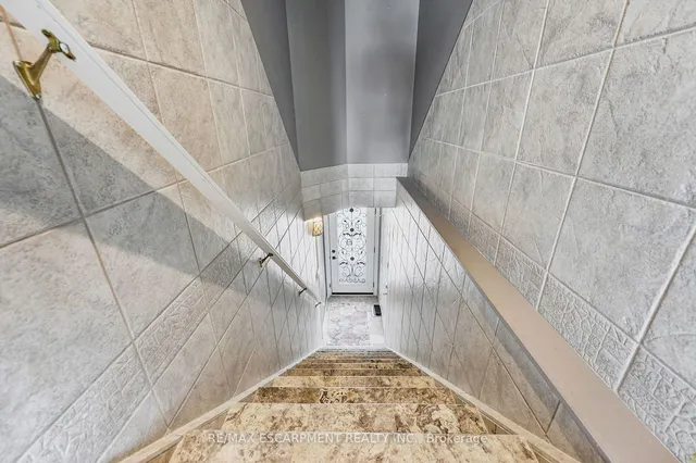 Additional image 16 of 491-493 Dewitt Rd