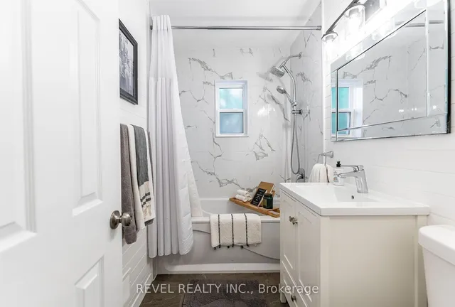 Additional image 17 of 31 Academy St