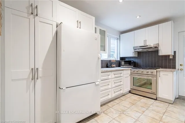 Additional image 9 of 56 Newton Ave