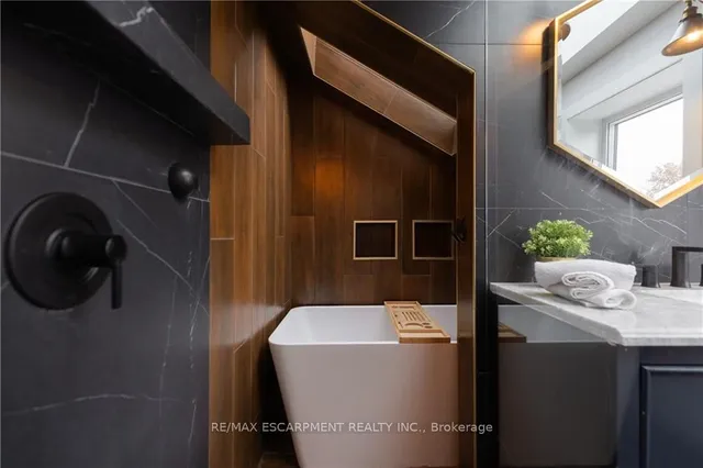 Additional image 22 of 676 Bayshore Blvd