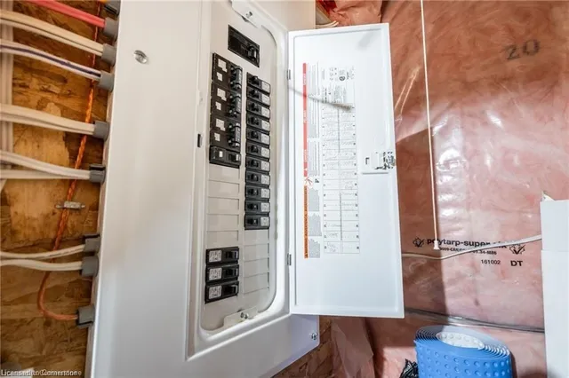 Additional image 39 of 135 Kinsman Dr