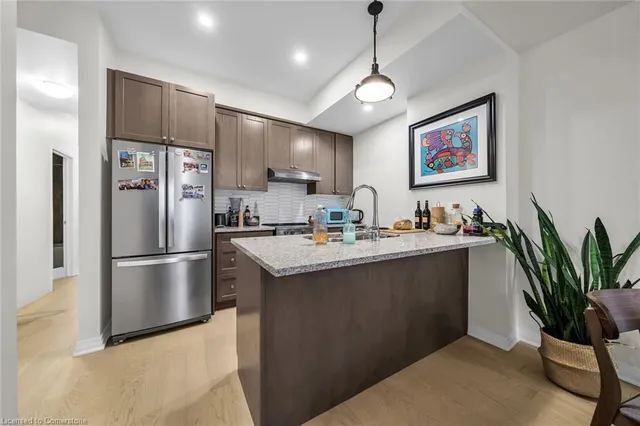 Additional image 18 of 12 Blanshard St Unit 203