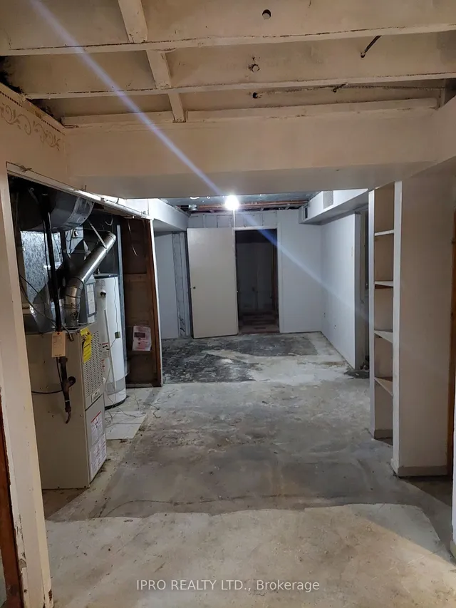 Additional image 10 of 12 Harewood Ave