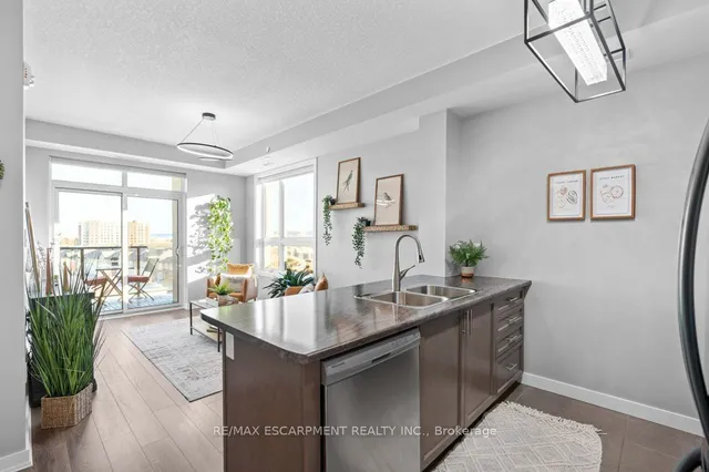 Additional image 9 of 125 SHOREVIEW Pl Unit 511