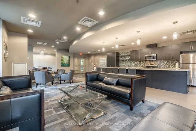 Additional image 31 of 90 Charlton Ave Unit 806