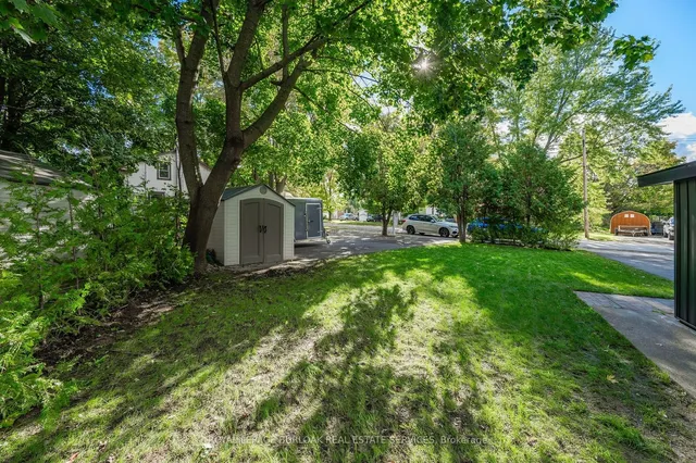 Additional image 36 of 127 Freelton Rd