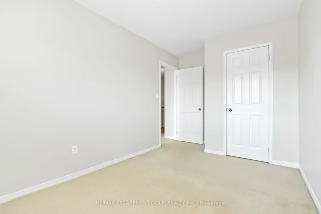 Additional image 30 of 151 Green Rd Unit 12