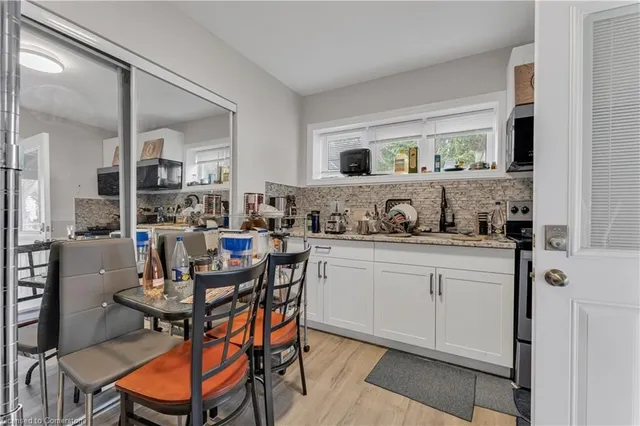 Additional image 20 of 479 Cochrane Rd Unit 477