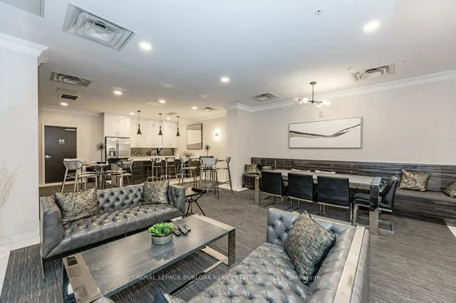 Additional image 38 of 118 King St Unit 418