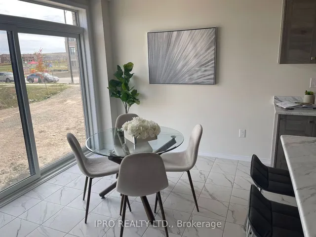 Additional image 10 of 8 Toffee Tr