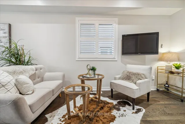 Additional image 8 of 3946 Leonardo St