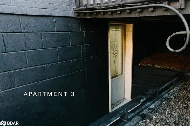 Additional image 20 of 673 Knox Ave