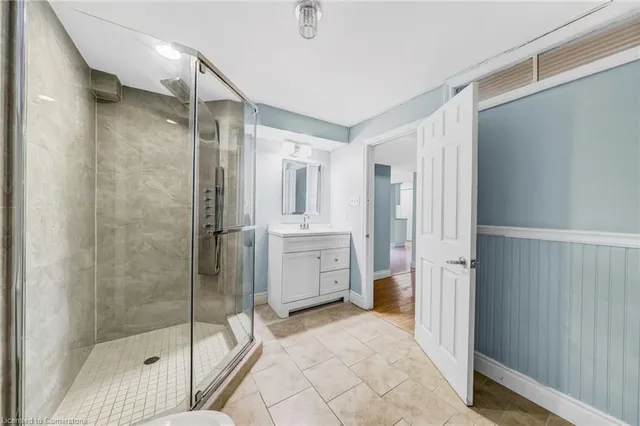 Additional image 24 of 245 Stadacona Ave